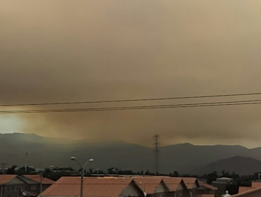 Sorprendente: Rancagua cubierta de humo debido a incendios forestales