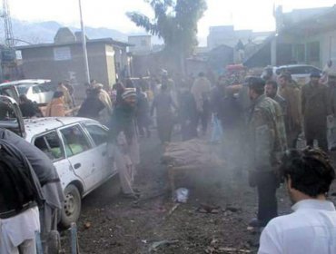 Explosión en un mercado de Pakistán deja al menos 20 muertos