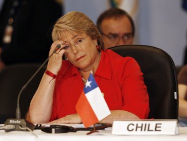 Bachelet cancela viaje a República Dominicana por incendios que afectan al país