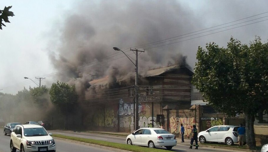 Incendio levantó las alarmas en Sporting de Viña del Mar