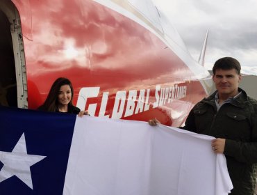 Mujer chilena en EE.UU ofrece mega avión al gobierno para apagar los incendios