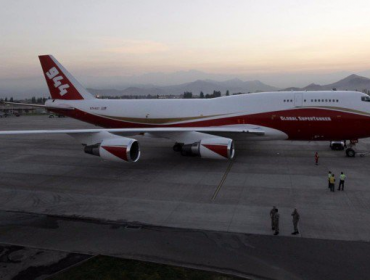 Avión "SuperTanker" ya está en Chile para colaborar con los incendios forestales