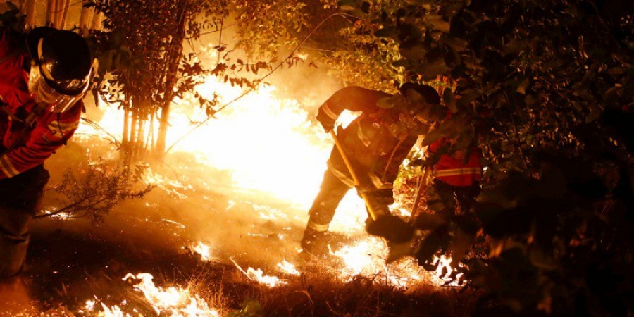 Detienen a cinco sospechosos que portaban combustible y fósforos