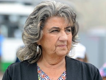 Alcaldesa Reginato decidió rematar su vestido de la Gala