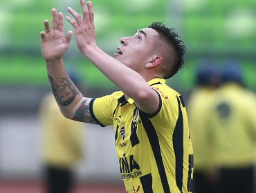 Everton parte ganando el campeonato de visita ante un débil Antofagasta