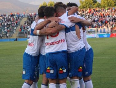 Universidad Católica llevará un parche especial en el torneo chileno
