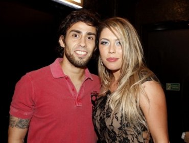Mago Valdivia mordió a su esposa y las redes sociales hacen alarde del hecho