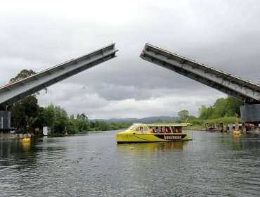 Fiscalía decidió no intervenir el puente Cau Cau durante seis meses