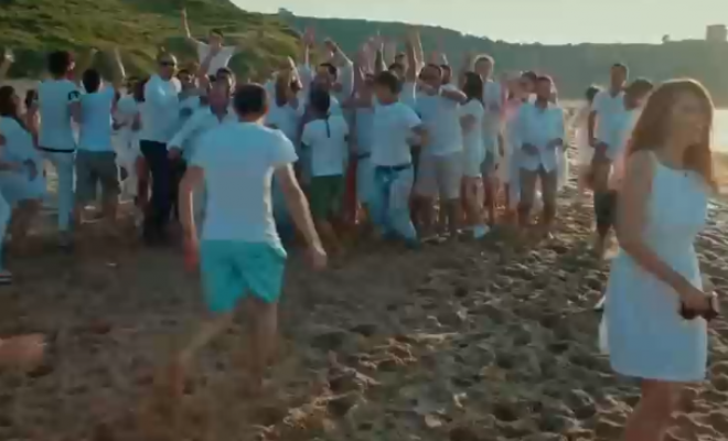 Polémica: Mega omitió última escena del final de "Medcezir"