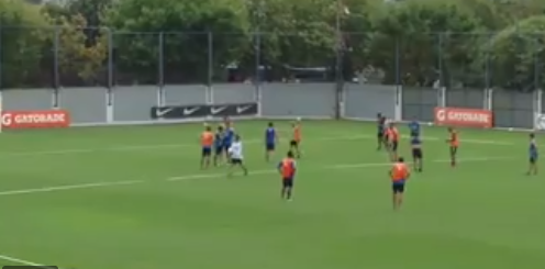 Jugadores de Boca se agarran a combos en pleno entrenamiento