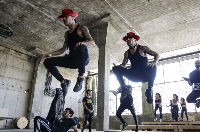 Fotos: Así se preparan los famosos para el baile de la Gala de Viña