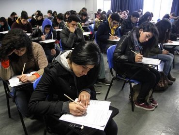 Un total de 94 mil estudiantes fueron beneficiados con la gratuidad