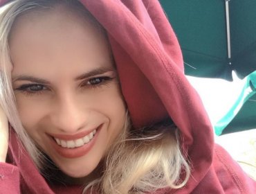 Con potente foto y mensaje, Eliana Albasetti defendió la figura de la "mamá sexy"