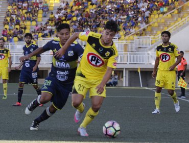 Everton y San Luis protagonizaron un atractivo empate en Quillota