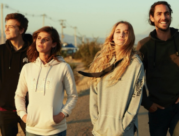 Hija de Farkas se luce en spot publicitario junto a jóvenes talentos de TVN y Mega