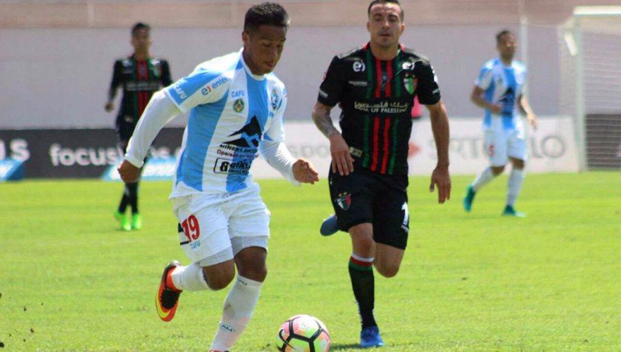 Palestino suma su primer punto al rescatar un empate ante Deportes Antofagasta