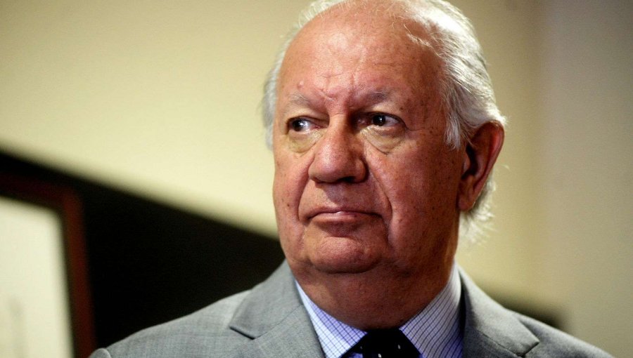 Ricardo Lagos emplaza a Sebastián Piñera a transparentar sus negocios