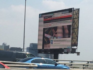 Video porno fue exhibido por pantalla digital de publicidad en plena autopista