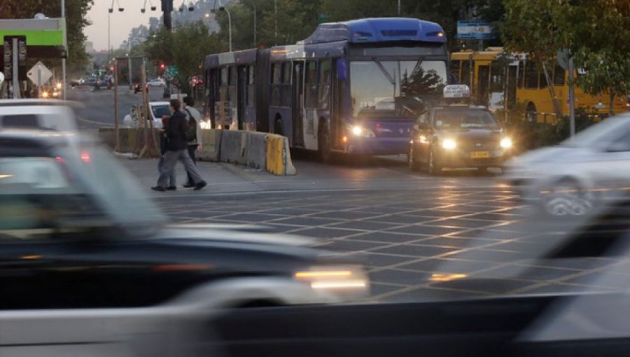 Estos son los puntos críticos en Santiago para este "Súper Lunes"