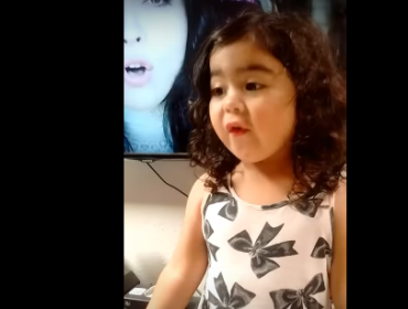 Pequeña fans sorprende cantando igual a Mon Laferte