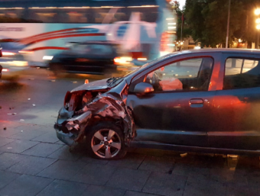 Colisión vehicular se registró al frente del Palacio de La Moneda