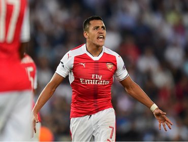 Polémica cláusula: Arsenal no dejaría partir a Sánchez a otro equipo de la Premier