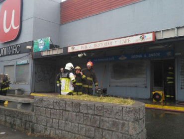 Incendio afectó a restobar ubicado en la comuna de Chiguayante