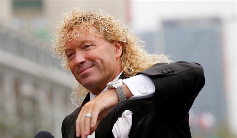 Las primeras imágenes de los famosos viajeros al cumpleaños de Farkas