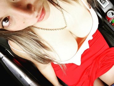 Las sexys fotos de Camila Aravena que desordenaron la web
