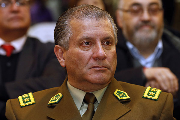 Cadem: Cae la imagen de Carabineros tras fraude, y Piñera sigue liderando las presidenciables