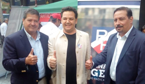 Humorista "Palta" Meléndez se inscribe al Partido Radical