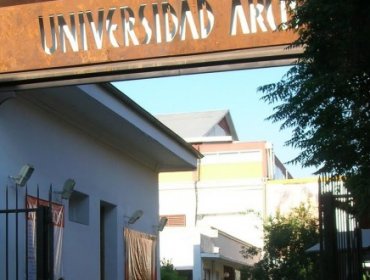 Ministerio de Educación confirma el cierre definitivo de la Universidad Arcis