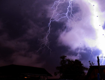 Impactantes registros de la tormenta eléctrica que azotó la Región de Atacama