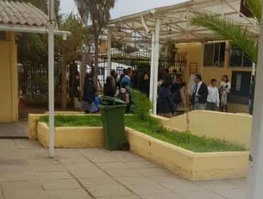 Más de 10 menores fueron intoxicados por gas en escuela de Puchuncaví