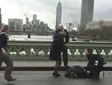 (+18) Impactantes registros del tiroteo en el Parlamento de Londres