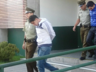 Violento asalto se registró en local comercial OK Market de Vitacura