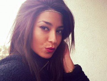 Fanny Cuevas sube foto acompañada de una gran planta de marihuana