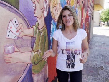 Karen Paola sufre otro duro golpe de Mega: La sacan de la conducción de su programa cultural