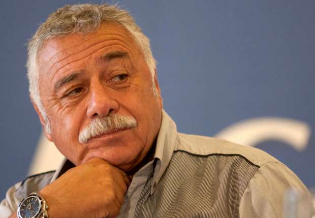 Carlos Caszely: "Alexis es extraordinario, pero le falta para igualarme"
