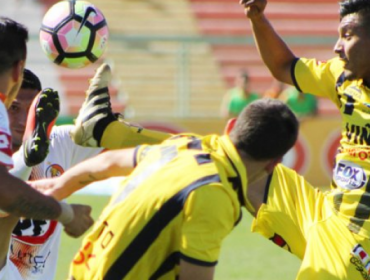 Con polémico arbitraje, Everton igualó 1-1 ante Cobresal