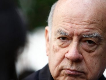 José Miguel Insulza y Fernando Atria bajan candidaturas tras "vergonzosa" decisión de Partido Socialista