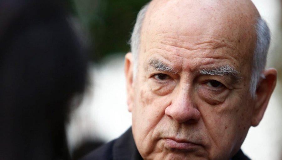 José Miguel Insulza y Fernando Atria bajan candidaturas tras "vergonzosa" decisión de Partido Socialista