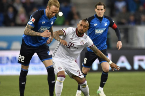 Con Arturo Vidal los 90 minutos, Bayern Munich cayó ante el Hoffenheim