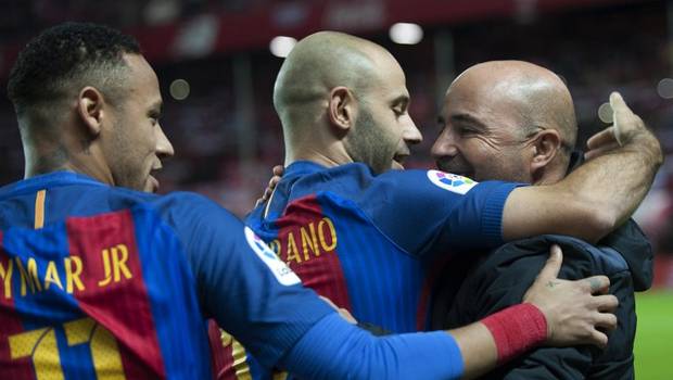 Sevilla de Sampaoli visita al Barcelona en duelo clave por la Liga española