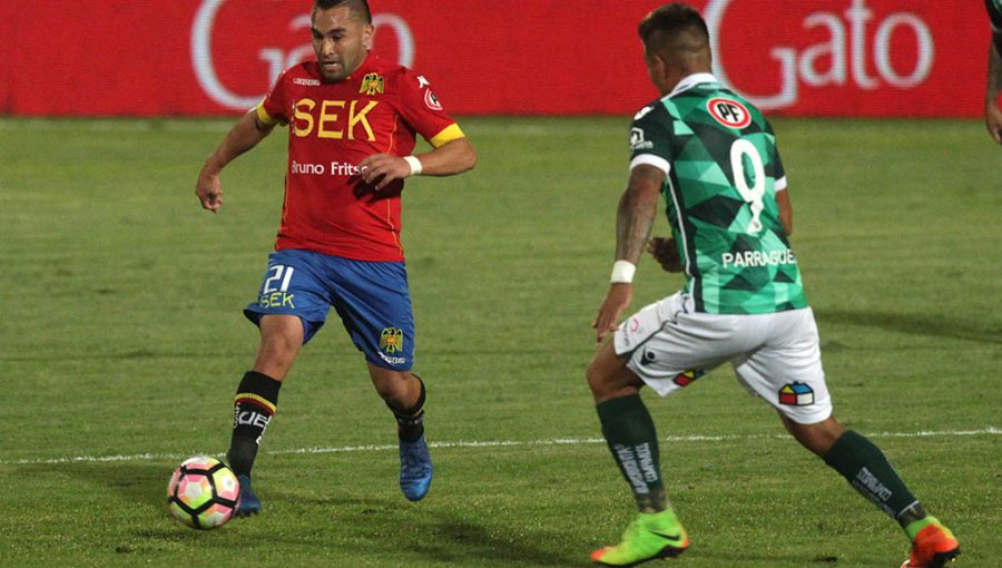 Unión Española sigue en carrera luego de vencer a Santiago Wanderers