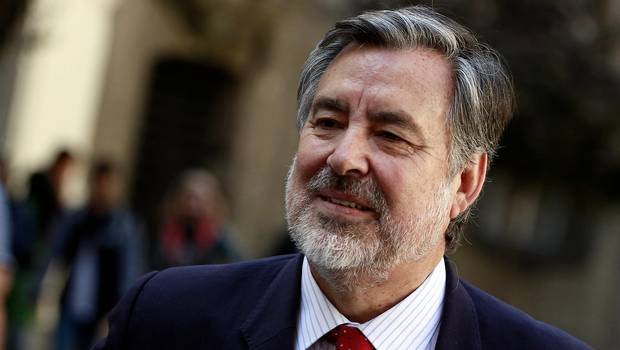 Alejandro Guillier reconoce figura de Ricardo Lagos tras bajar candidatura presidencial