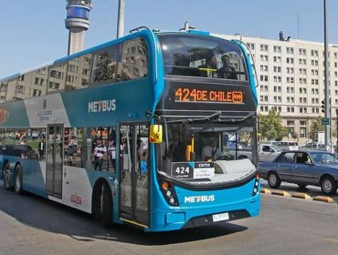 Trasantiago: Nivel de evasión disminuye tras implementación de buses de 2 pisos