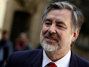 Alejandro Guillier reconoce figura de Ricardo Lagos tras bajar candidatura presidencial