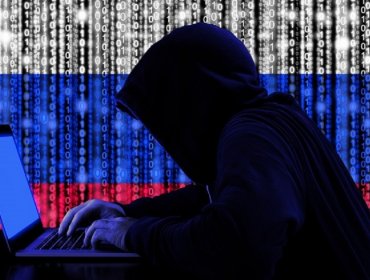 Encarcelan en España a informático ruso de hackear campaña presidencial de Estados Unidos