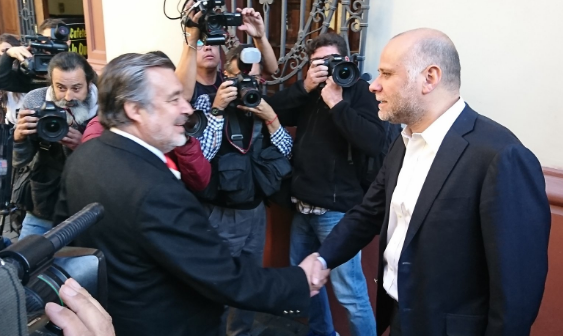 Guillier se reúne con directiva del PS tras ser proclamado candidato por el Comité Central
